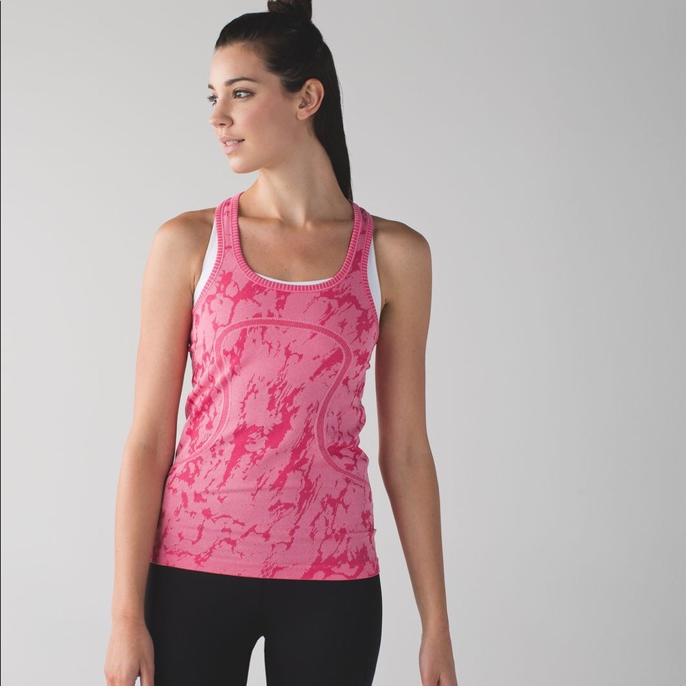 SZ12 LuluLemon Swiftly Tech Racerback